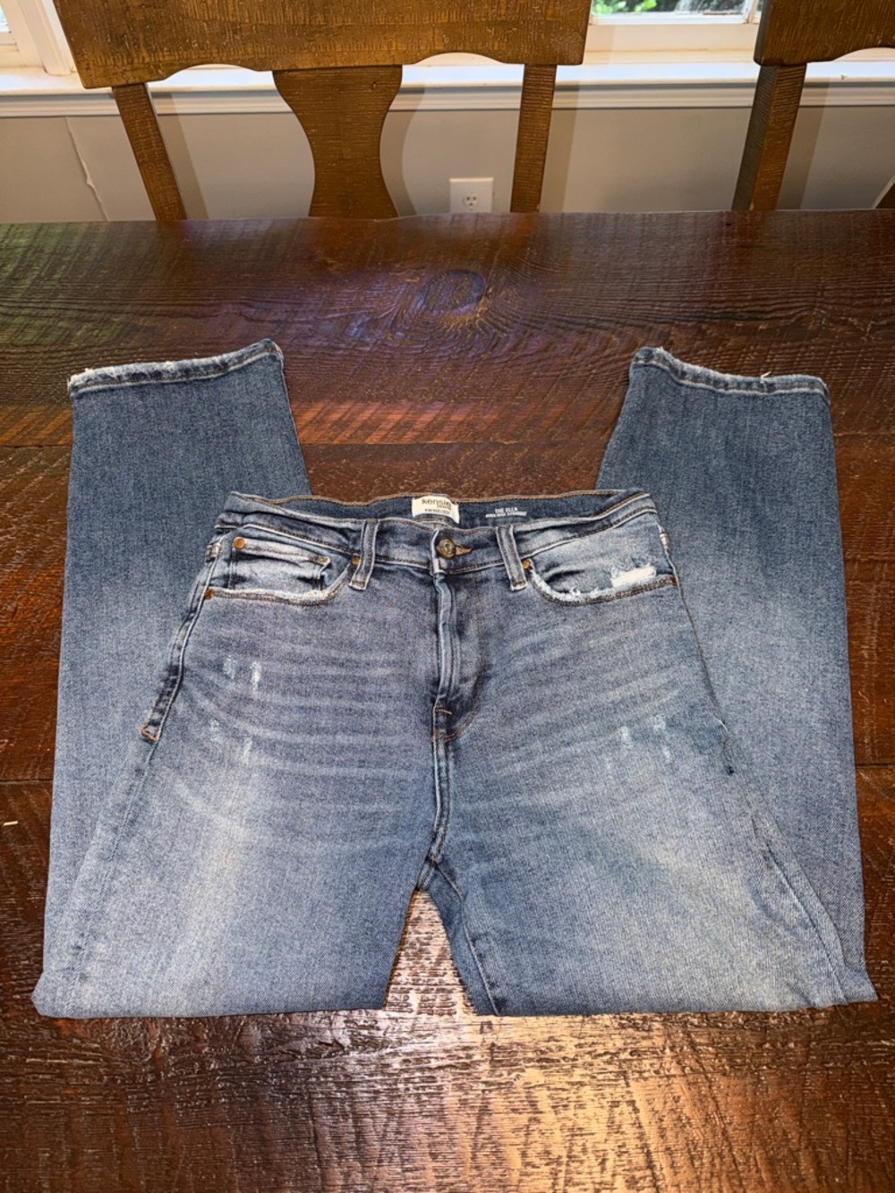 Kensie Vintage Straight Leg Jeans Women’s Size 6 28 Light Wash Distressed